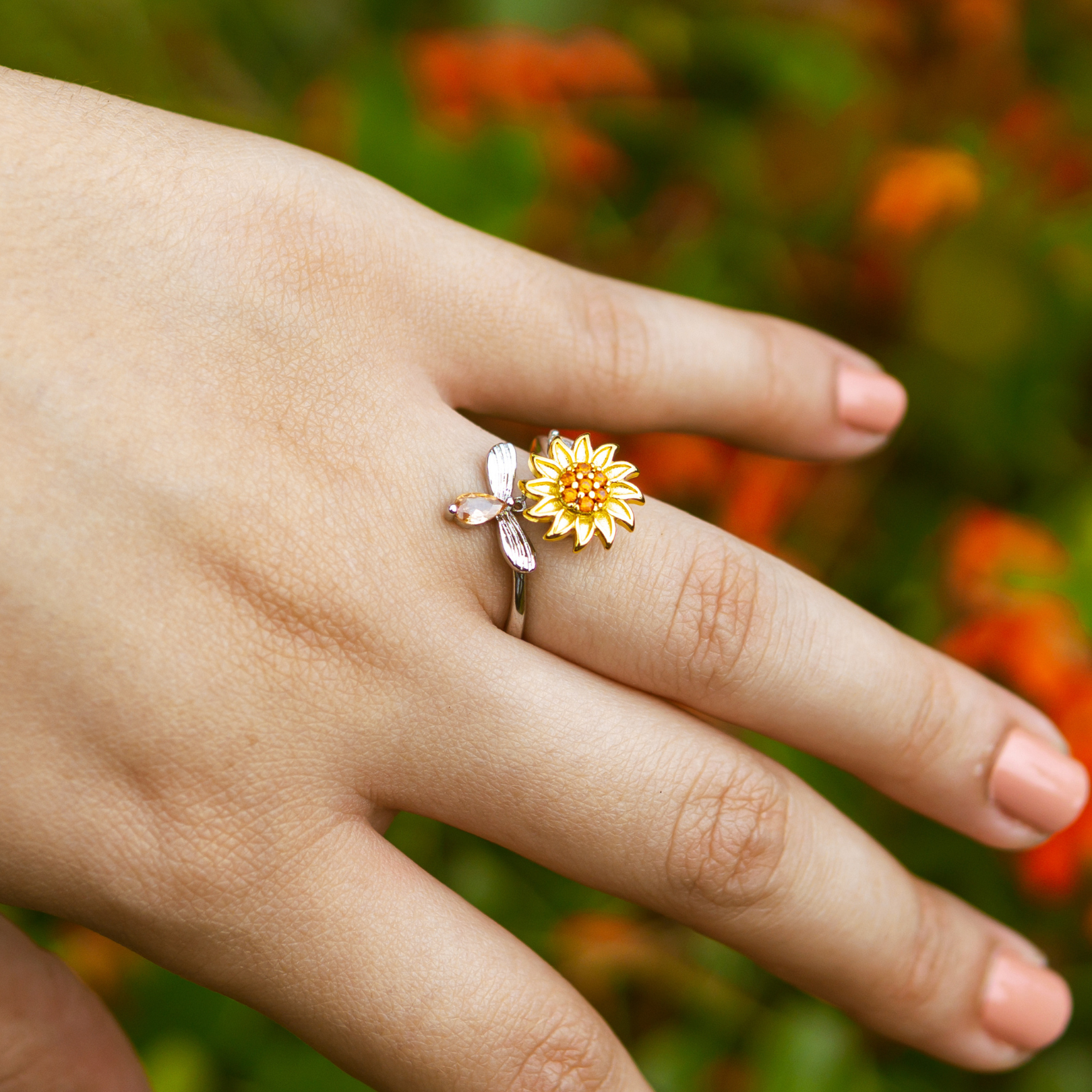 Spinning Bee & Sunflower Ring