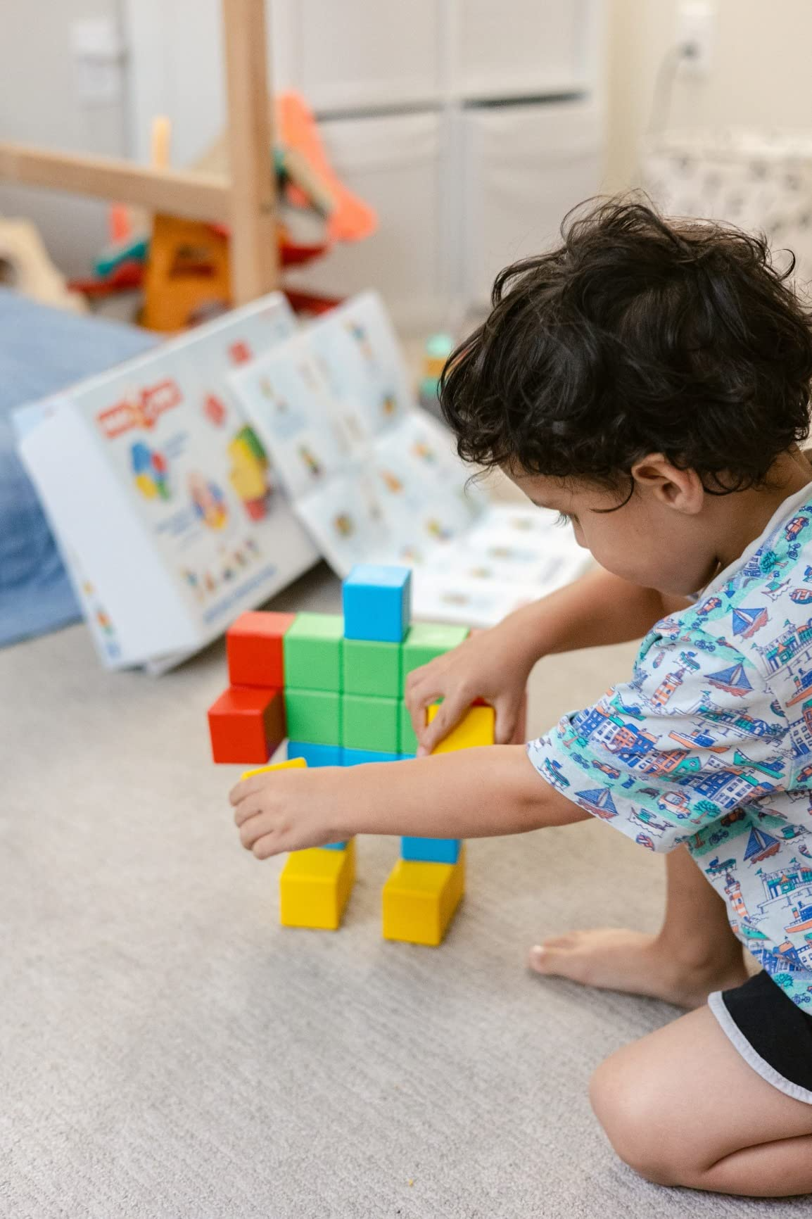 Montessori magic cubes