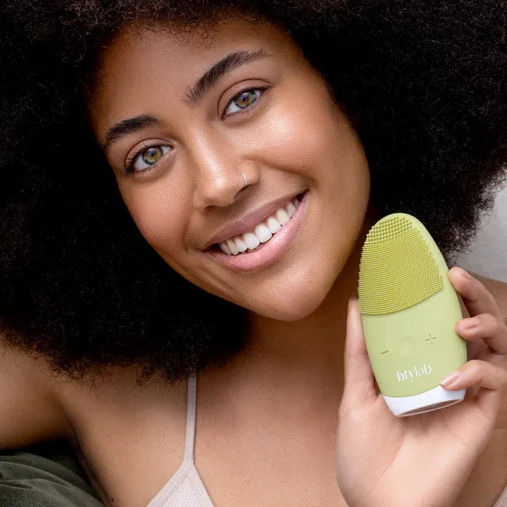 2-in-1 Sonic Cleanser