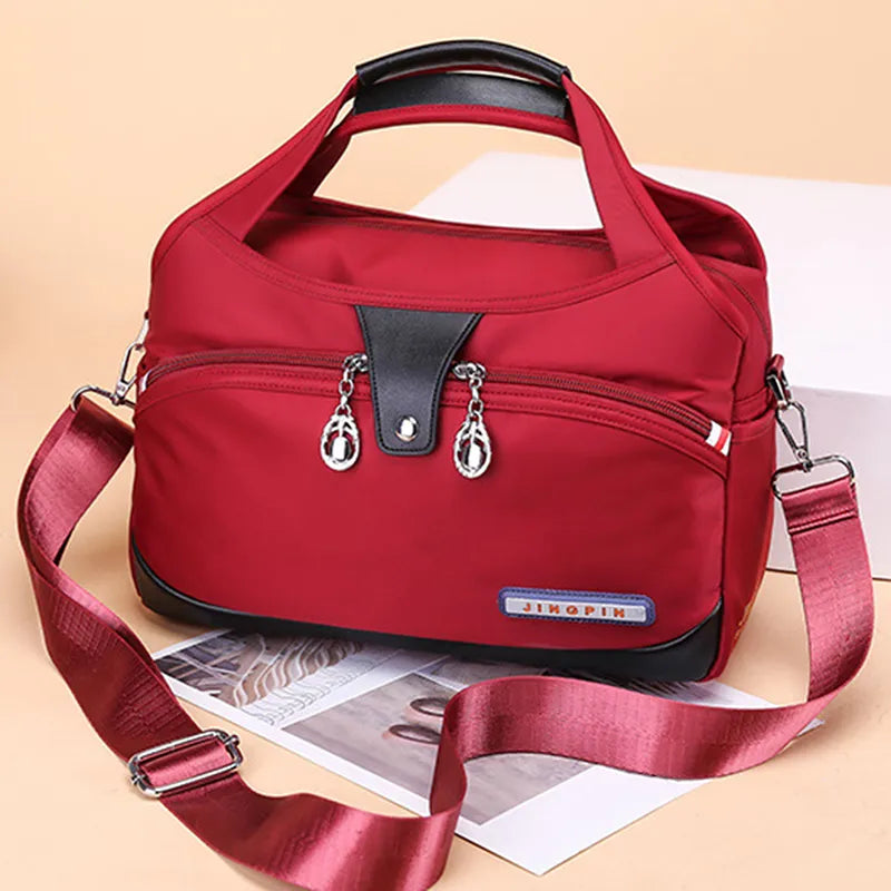 Greta™ - Fashionable, stylish handbag with anti-theft protection